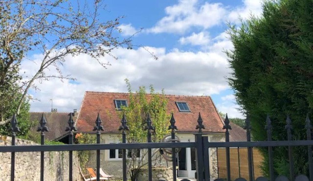 House for 4 people 10 minutes from Parc Astérix and 15 minutes from Roissy de Villepinte in Borest