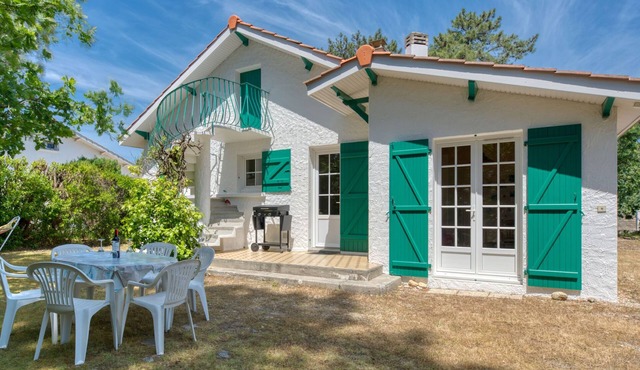 La Bruyère by Interhome in Montalivet