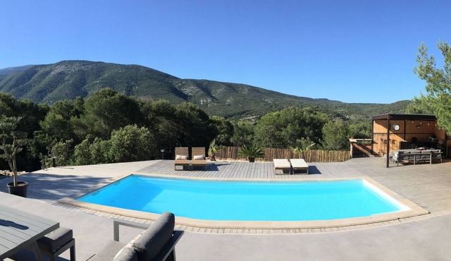La Villa Des Baronnies facing Mont Ventoux, 10 people
