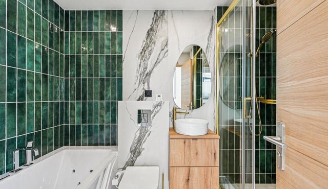 Lavie Maison Studio AC & Hot Tub