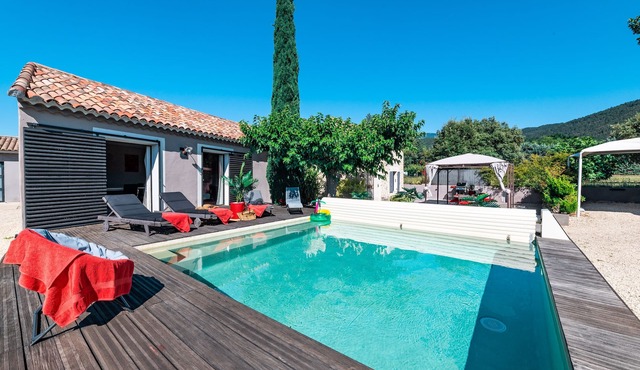 Le cœur du Ventoux" air-conditioned dream vacation home with private pool