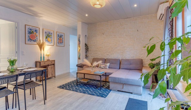 LE CYRNOS AP4499 By Riviera Holiday Homes