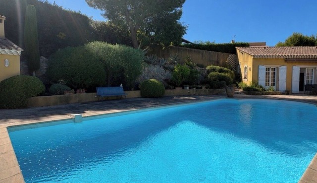 Le Paradis au Paradou 6 pers swimming pool