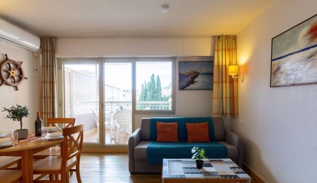 Les Platanes by Interhome
