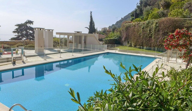 Lovely apartment for 4 people with WIFI, pool, TV and terrace