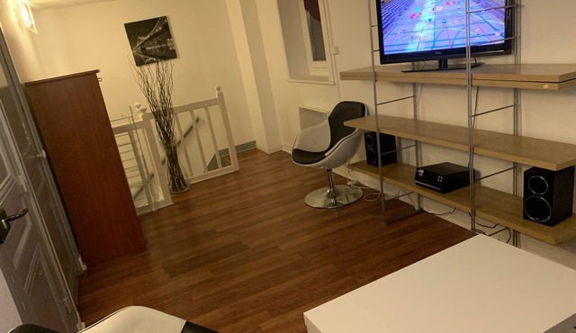 Lyon 6e apartments located 2 minutes from the Halles de Bocuse and La Pardieu.