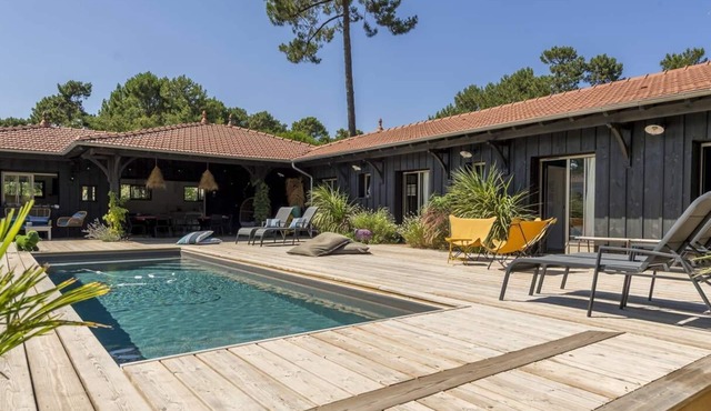 Magnifique maison climatisée dans les vallons avec piscine
