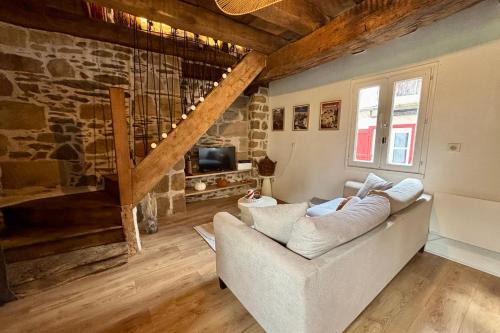 Maison d'Autrefois - Typique - 4 pers - Dans le bourg de Donzenac
