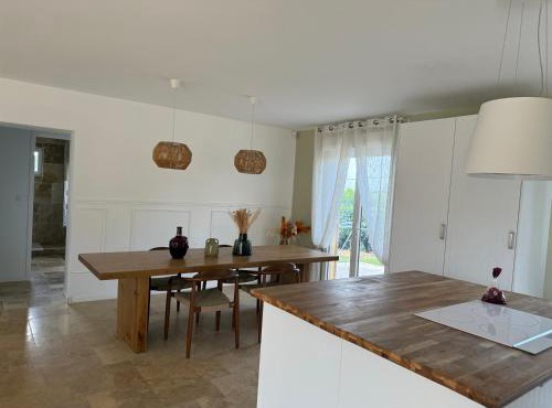 Maison entière avec piscine chauffée proche Bordeaux