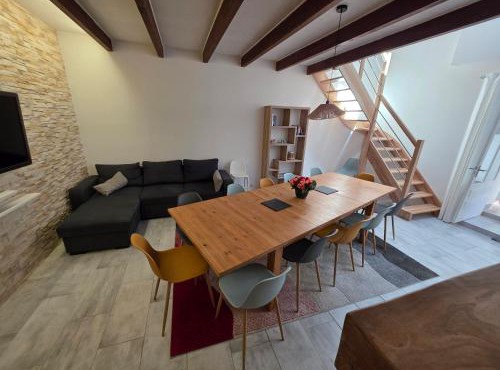 Maison fraîche du 18e siècle - 15 personnes