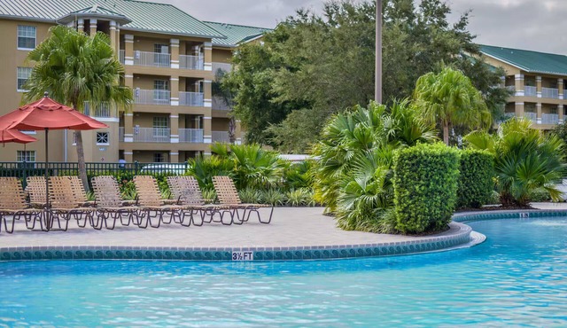 Make Every Moment of Your Trip Feel Special Here! 2 Units, Outdoor Pool! in Celebration