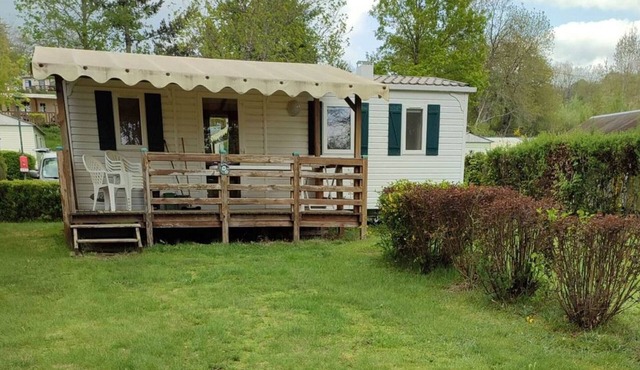 Mobile home with terrace - 4 guests in La Tour-d'Auvergne