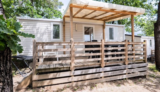 Mobilhome Confort 29m² - 2 adults and 3 children air-conditioned 5 persons