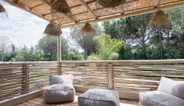 New 362 m² fully equipped villa, located in Ramatuelle