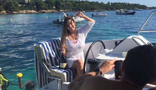 Nuitée à Bord dun Catamaran à Lancre aux Îles