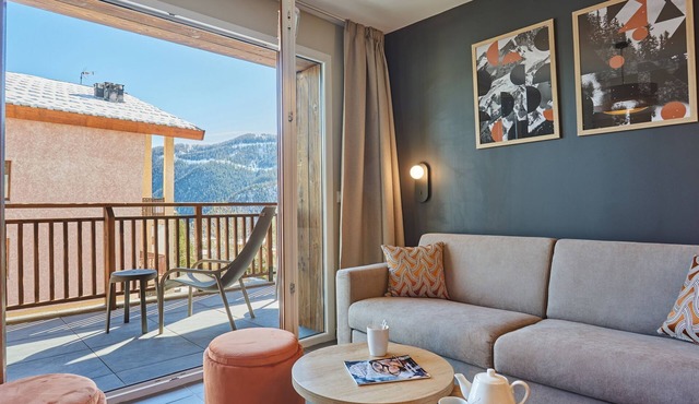 Odalys Collection Le Mont d'Auron by Interhome