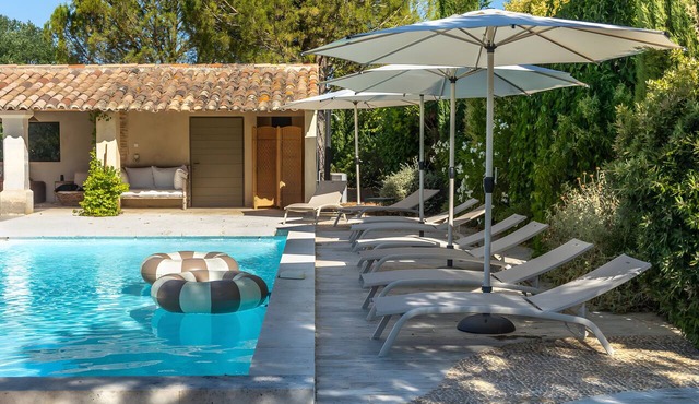 Olivier Apartment with Pool, Mountain View, Wi-Fi, and Air Conditioning