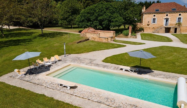 Pech'mej Holiday Home with Pool in the Heart of the Périgord Noir