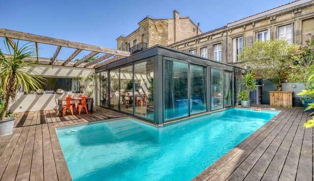 Private Pool, A/C & 1 Parking Space Bordeaux