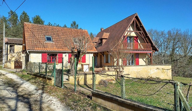 Résidence Musicale Panissal – Holiday Home for 10 in Montignac, Périgord