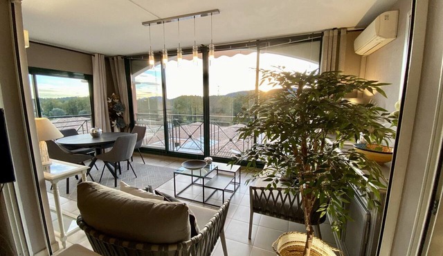 Royal Mougins Golf (Nr Cannes) superb location for coast and villages .