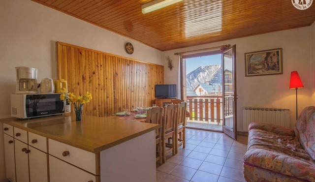 Self-catering - ALBIEZ MONTROND