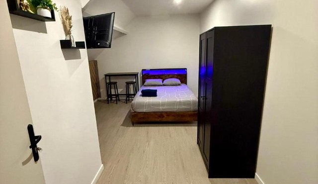Studio lumineux proche gare Paris Orly