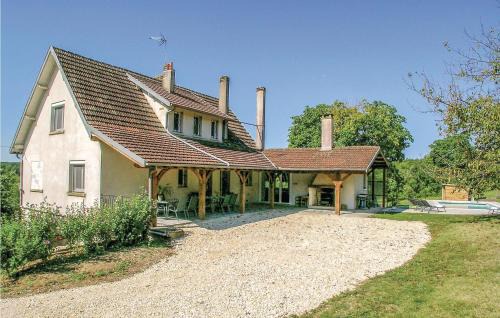 Stunning Home In Eyliac
