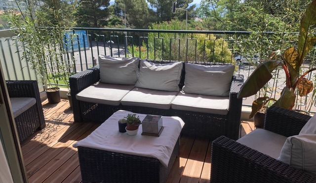 Sunny terrace apartment with sea view