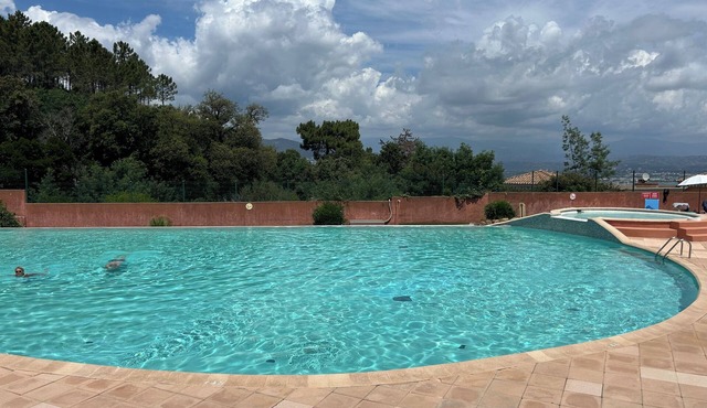 Swimming pool, close to the beaches, and air-conditioned.