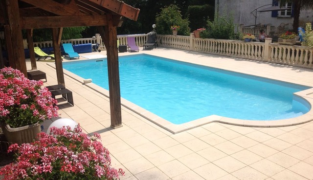 TOUR DE FRANCE 2026 - 2 stages pass close by 4-star cottage in Périgord Noir