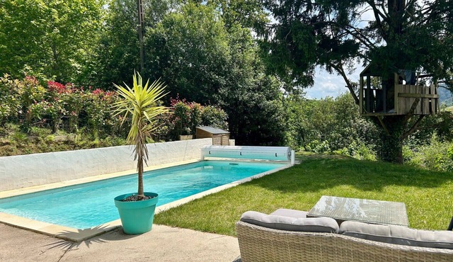 Traditional Basque house with swimming pool
