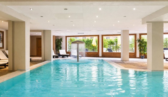 V Buet 32: Beside Ski Lift; Pool, Sauna & Gym, Vallorcine (Argentiere), France