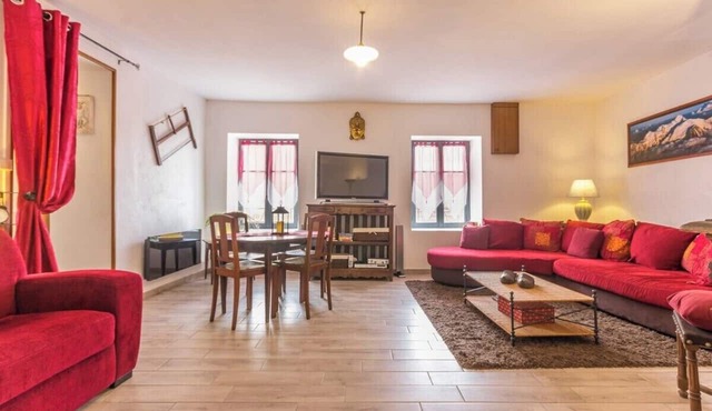 Vacation rental, a 3-star-rated furnished tourist accommodation, just outside Nevers,