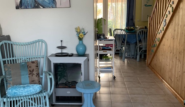 VERY NICE, BRIGHT, COMFORTABLE HOUSE, T3 TRAV. CLIM in Leisure Res. in Calvisson