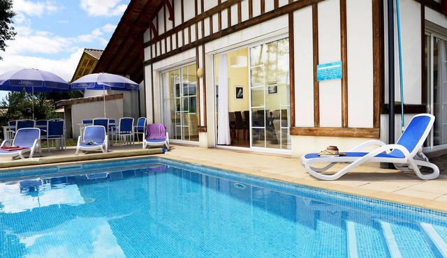 Villa équipée avec Piscine, au coeur du Golf !