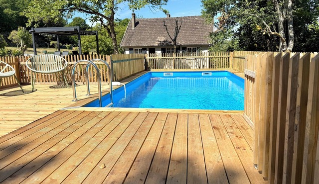 Villa Hakuna Matata heated pool 4 bedrooms near Périgueux in a quiet location in Château-l'Évêque