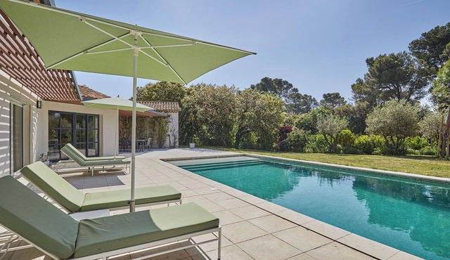 Villa in absolute calm 2 steps from Aix-en-Provence
