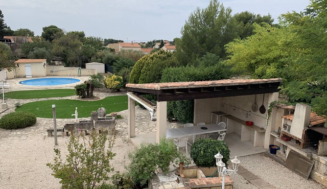 Villa la Couronne: Air-Conditioned Beachfront Villa for 9 People, with Pool and Boules Court