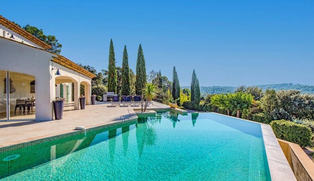 Villa Les Etoiles by Villa Plus
