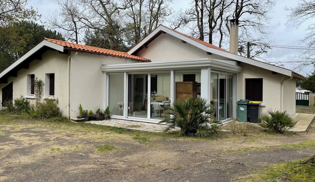 Villa with air-conditioned areas, close to the sea, the forest, the village, and the harbor.