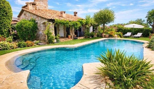 Villa WithGarden- Pool - Wifi - AC-View Of The Sea