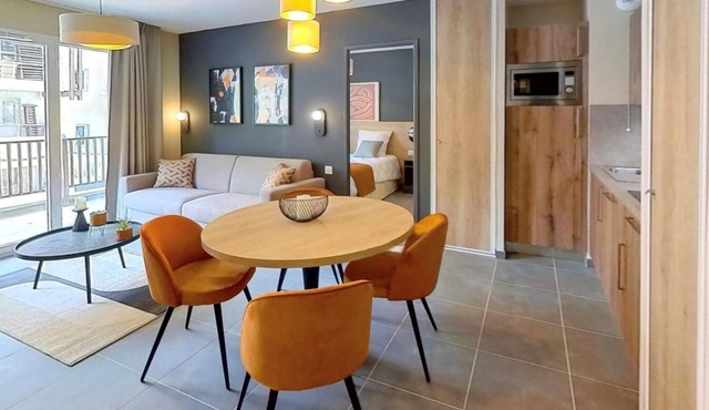 Wifi, 350m from resort center, swimming pool, sauna, hammam, tv, ski locker, 37m², Auron