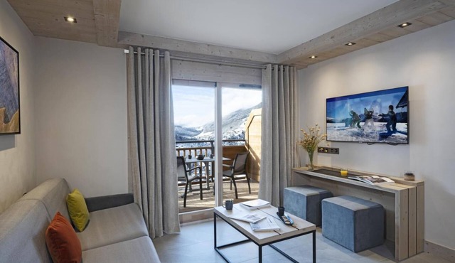 Wifi, fitness, swimming pool, sauna, hammam, balcony, tv, ski locker, 60m², Le Grand Bornand