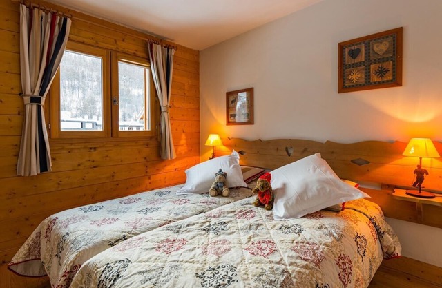 200m from resort center, fitness, swimming pool, terrace, balcony, tv, ski locker, 70-73m² in Saint-Chaffrey