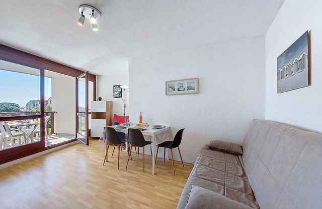 Apartment Les Balcons de l'Atlantique-10 by Interhome