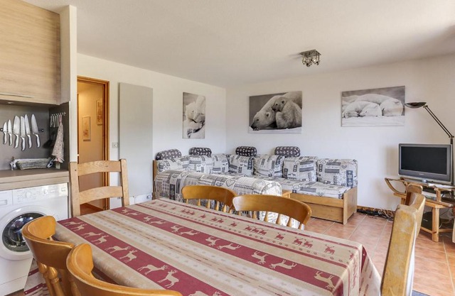 Charmant appartement 4 pièces, 8 pers, proche des pistes, parking, WIFI - FR-1-411-154