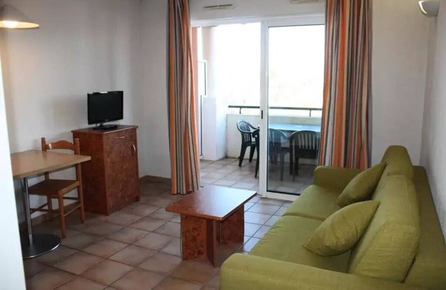Residence Sea Golf People 
