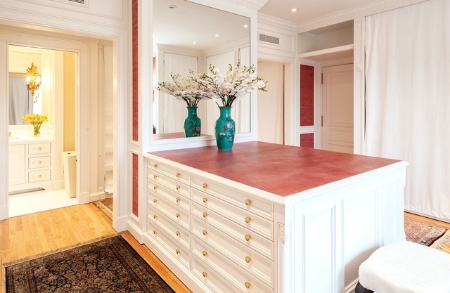 Sumptuous iconic stone residence in Westmount in Westmount