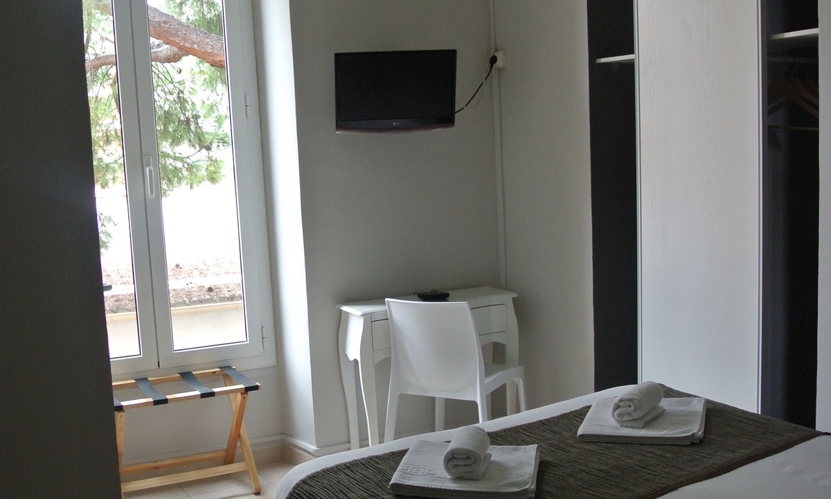 Les Baumettes Hotel | Hôtel Danemark